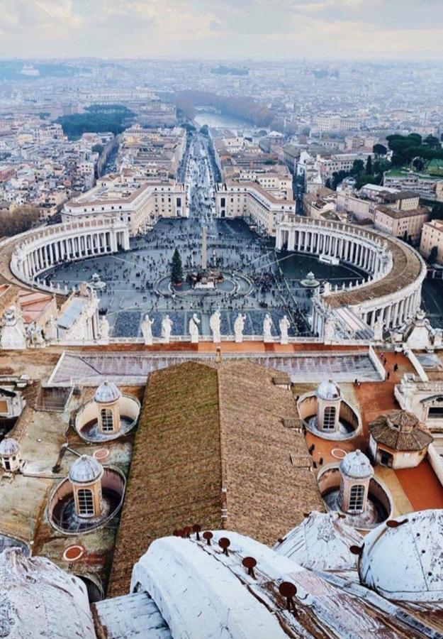 Colosseo Ohana * Roma